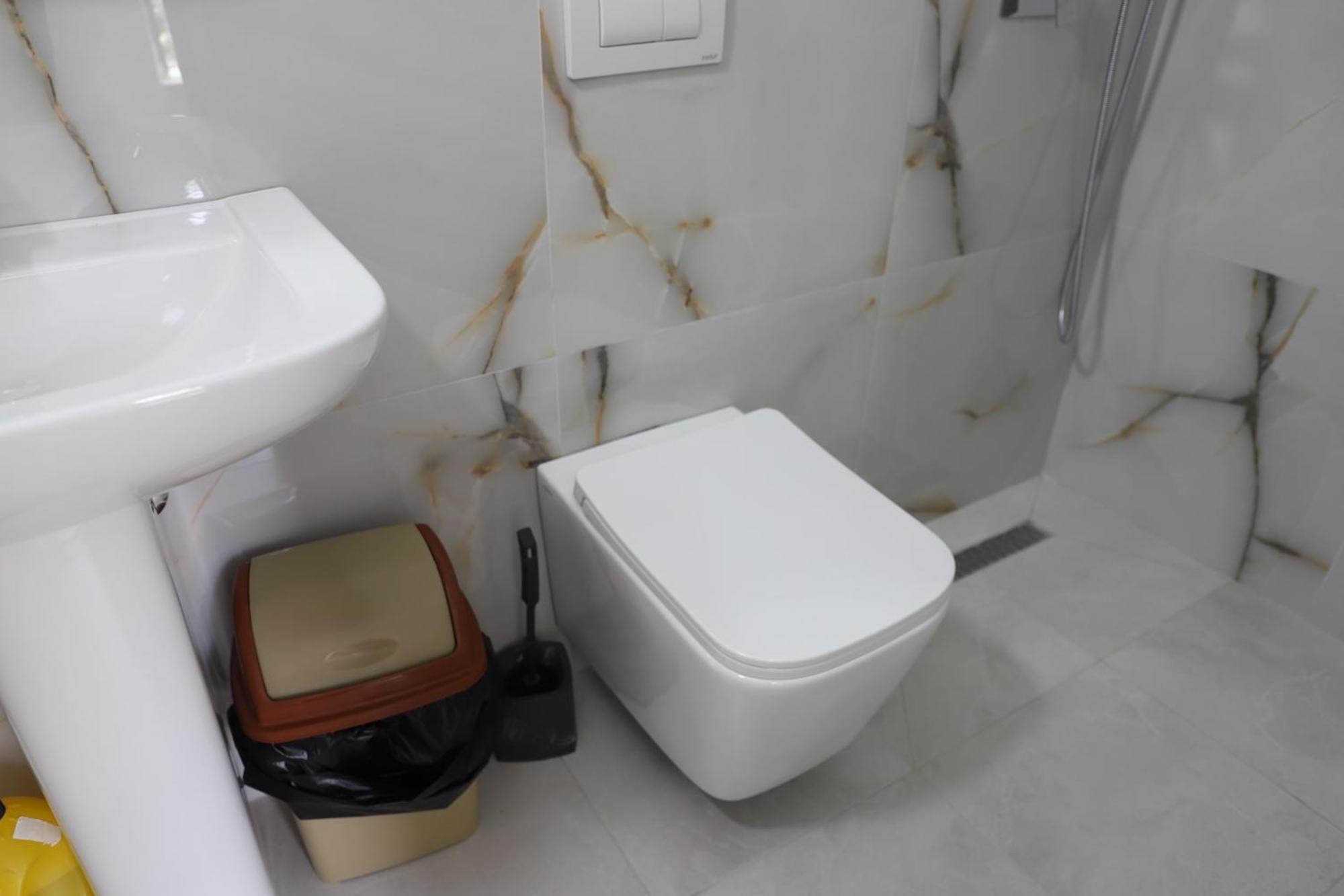 Guesthouse N&B Berat Buitenkant foto